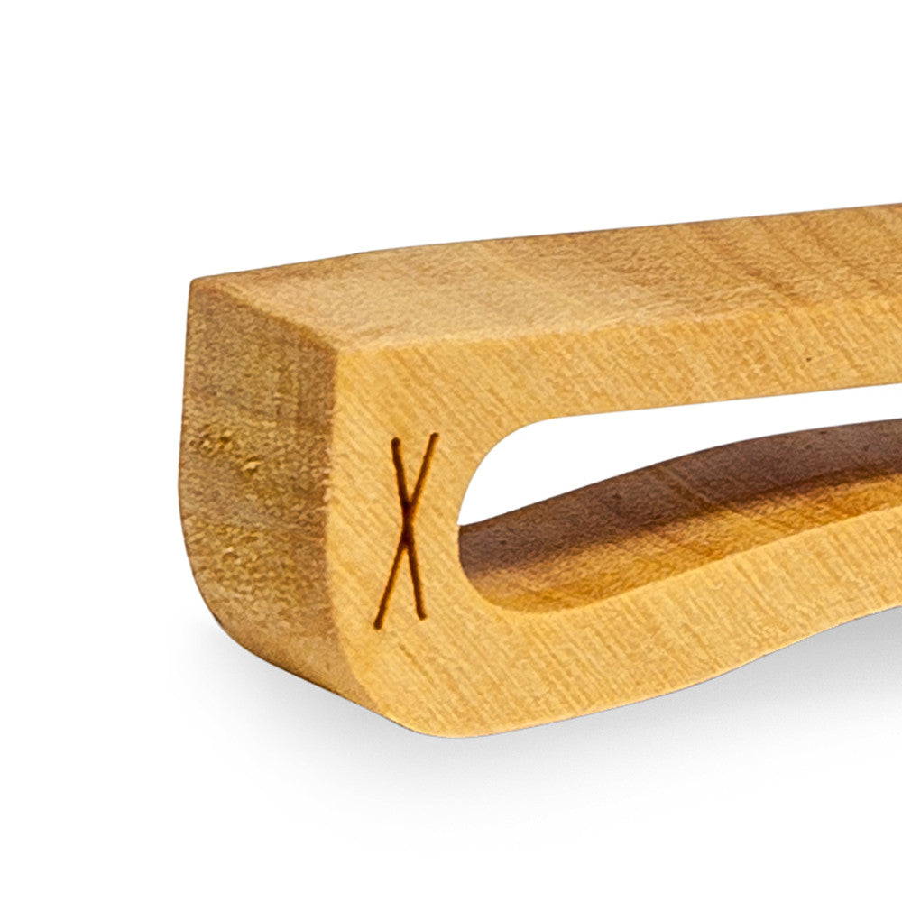 Pince-cravate en bois Le Tropézien - Accessoire bois Oncle Pape - Vue zoom